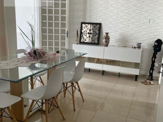 Casa 4 quartos e 4 banheiros, à venda, no bairro Recanto dos Pássaros em Cuiabá