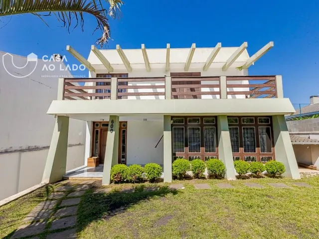 Casa 5 quartos e 9 banheiros, à venda, no bairro Guabirotuba em Curitiba