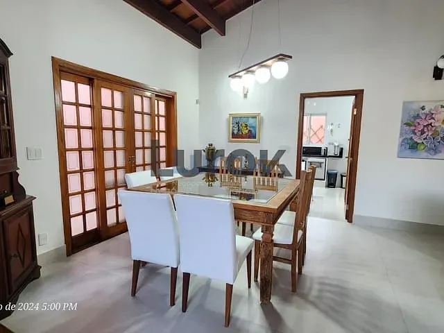 Casa com 375m² 3 quartos e 5 banheiros, à venda, no bairro Jardim Recanto em Valinhos