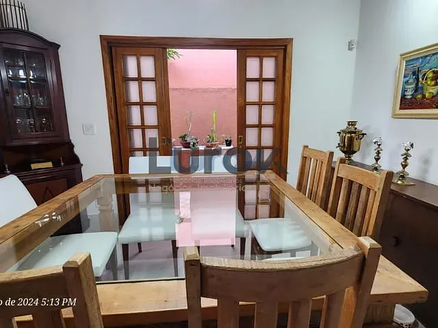 Casa com 375m² 3 quartos e 5 banheiros, à venda, no bairro Jardim Recanto em Valinhos