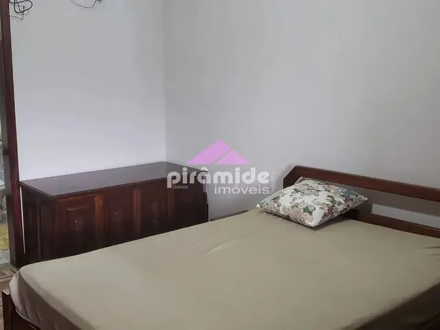 Casa com 10m² 3 quartos e 2 banheiros, à venda, no bairro Jardim Satélite em São José Dos Campos