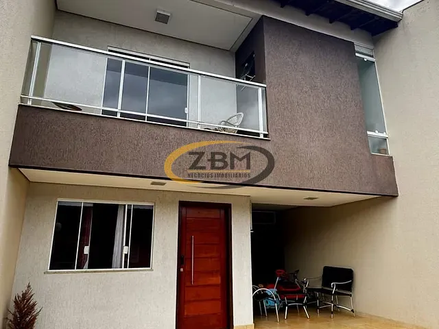 Casa com 145m² 3 quartos e 3 banheiros, à venda, no bairro Conjunto Habitacional Santiago II em Londrina