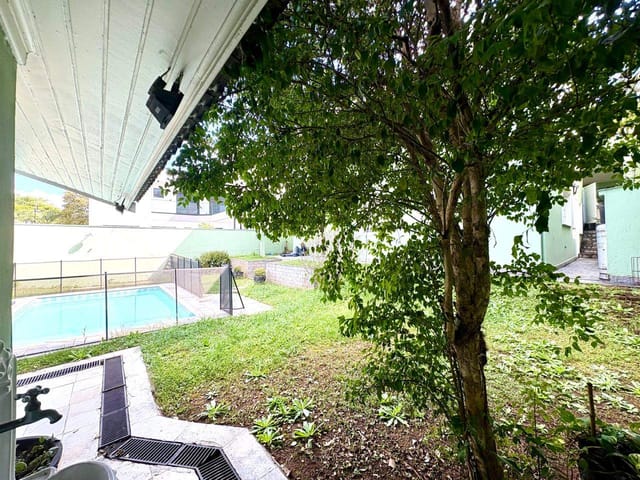 Casa com 550m² 3 quartos e 5 banheiros, à venda ou para alugar, no bairro Alphaville em Santana de Parnaíba