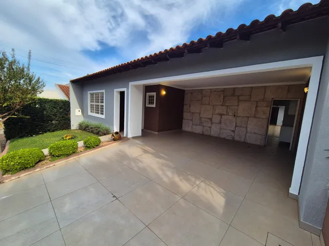 Casa com 176m² 4 quartos e 4 banheiros, à venda, no bairro Parque Jamaica em Londrina