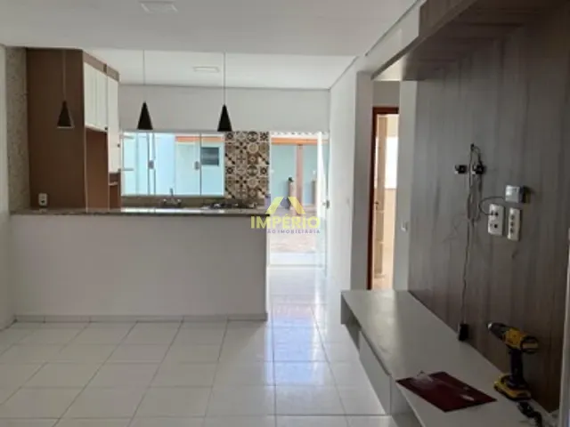 Casa com 161m² 2 quartos e 3 banheiros, à venda, no bairro Jardim Santa Marta III em Salto