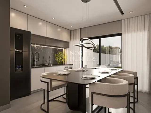 Casa com 114m² 3 quartos e 3 banheiros, à venda, no bairro Costa e Silva em Joinville