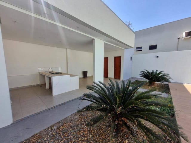 Casa com 436m² 3 quartos e 1 banheiro, à venda, no bairro Barra do Pari em Cuiabá