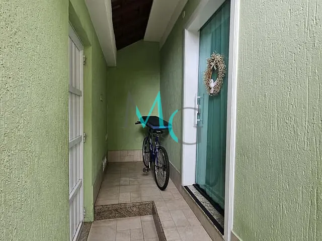 Casa 2 quartos e 1 banheiro, à venda, no bairro Bangu em Rio de Janeiro