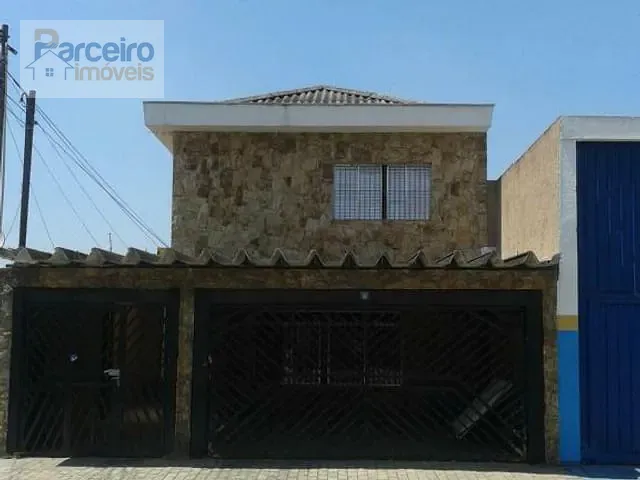Casa com 240m² 3 quartos e 2 banheiros, à venda, no bairro Vila Aricanduva em São Paulo