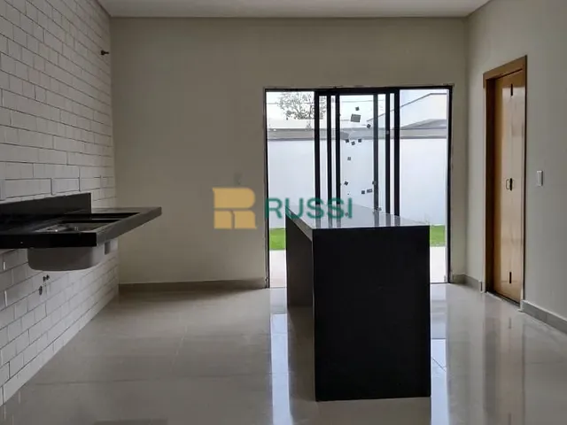 Casa com 300m² 3 quartos e 2 banheiros, à venda, no bairro Condomínio Terras do Vale em Caçapava