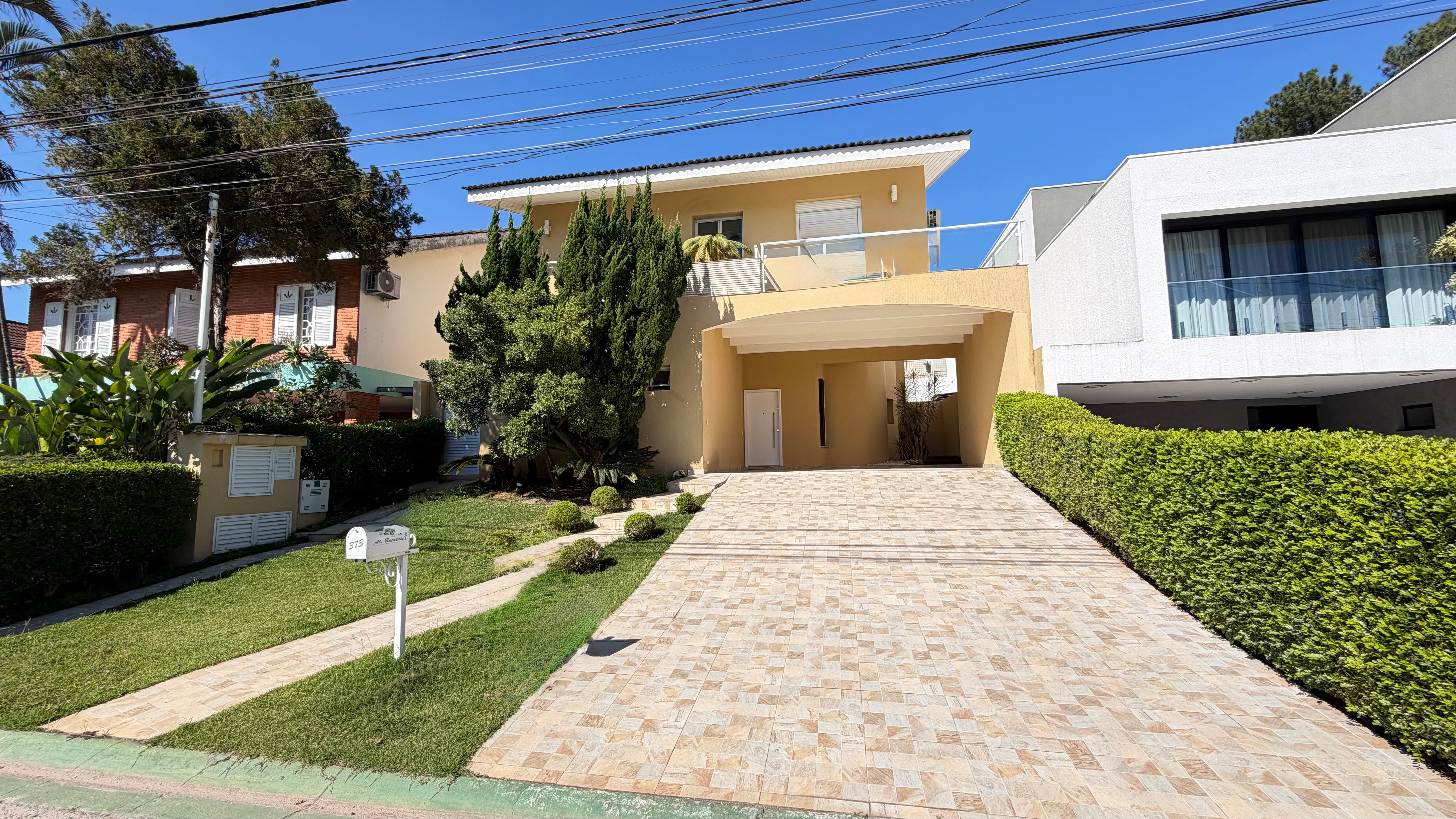 Casa em Alphaville — foto 1