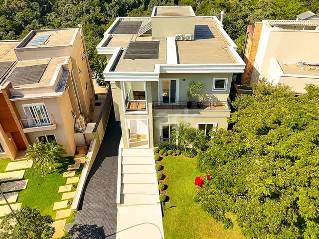 Casa com 574m² 4 quartos e 7 banheiros, à venda, no bairro Alphaville em Santana de Parnaíba