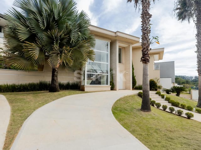 Casa com 715m² 4 quartos e 7 banheiros, à venda, no bairro Alphaville em Santana de Parnaíba