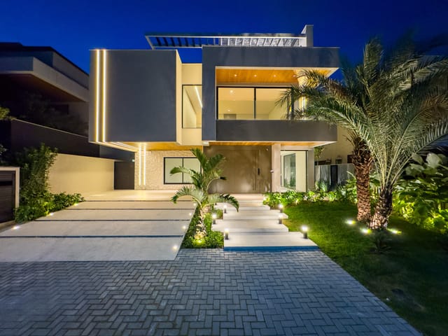 Casa com 604m² 5 quartos e 6 banheiros, à venda, no bairro Barra da Tijuca em Rio de Janeiro