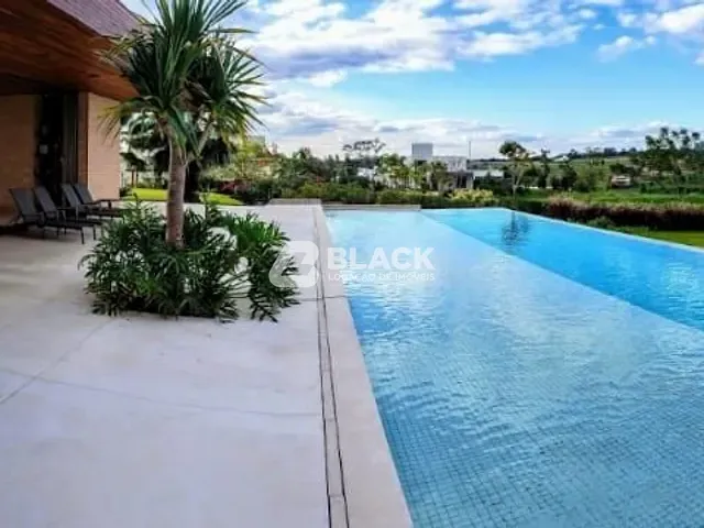 Casa com 2270m² 4 quartos e 5 banheiros, à venda ou para alugar, no bairro Residencial São José em Itu