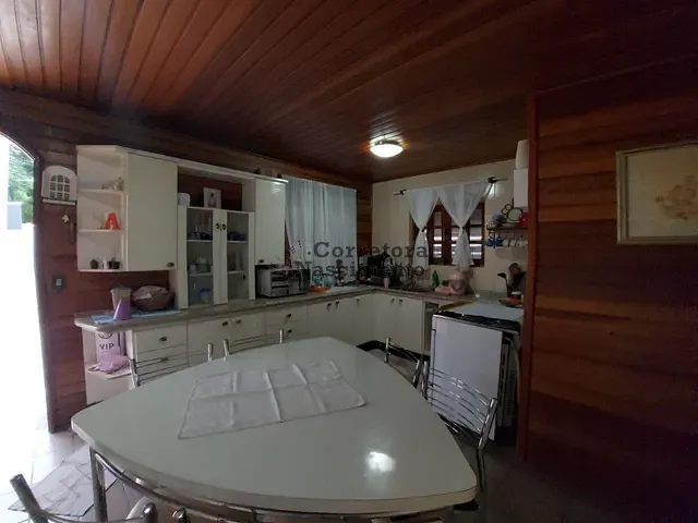 Casa com 137m², à venda, no bairro Jardim do Vale em Jacareí
