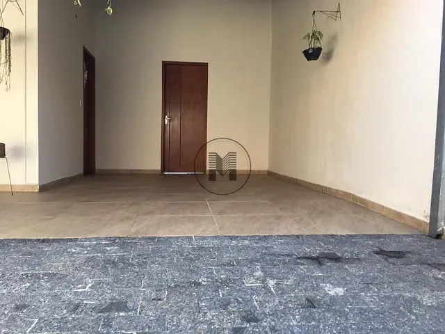 Casa com 175m² 3 quartos e 2 banheiros, à venda, no bairro Rosa de Ouro em Aparecida