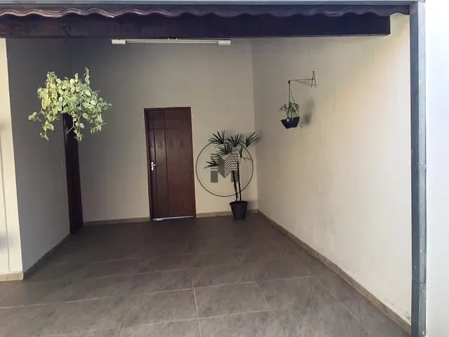 Casa com 175m² 3 quartos e 2 banheiros, à venda, no bairro Rosa de Ouro em Aparecida