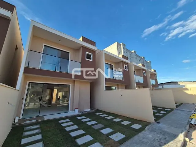 Casa 4 quartos e 3 banheiros, à venda, no bairro Recreio Ipitanga em Lauro de Freitas