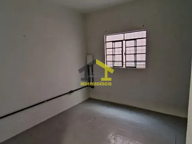 Casa para alugar, no bairro Centro em Itatiba