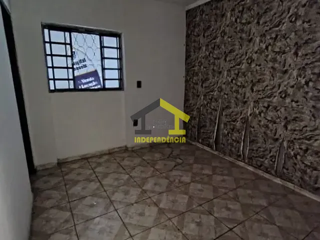 Casa para alugar, no bairro Centro em Itatiba