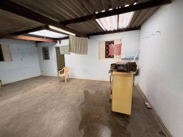 Casa com 400m² 2 quartos e 1 banheiro, à venda, no bairro Jardim Paraíso de Viracopos em Campinas