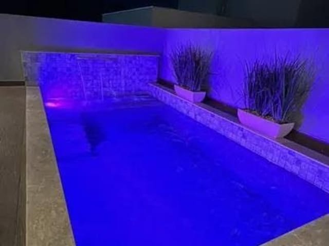 Casa com 300m² 4 quartos e 3 banheiros, à venda, no bairro Jardim Imperial em Cuiabá