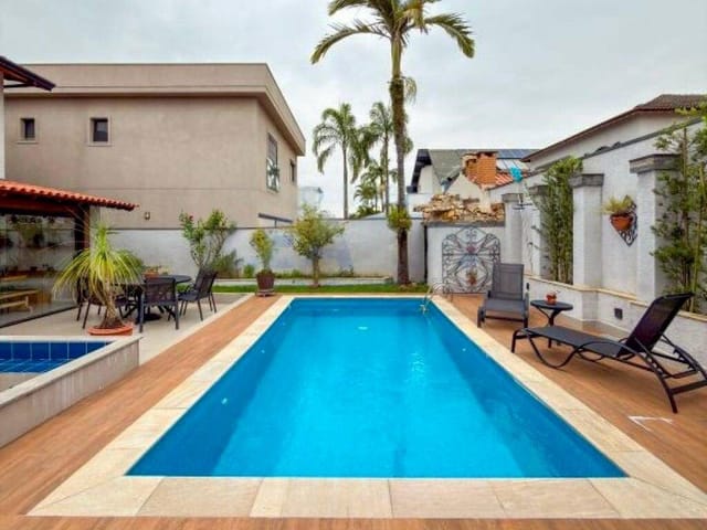 Casa com 364m² 4 quartos e 5 banheiros, à venda, no bairro Alphaville em Santana de Parnaíba