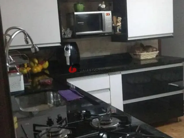 Casa com 210m² 2 quartos e 1 banheiro, à venda, no bairro Cerâmica em São Caetano do Sul