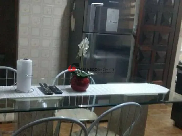 Casa com 210m² 2 quartos e 1 banheiro, à venda, no bairro Cerâmica em São Caetano do Sul