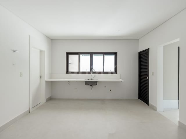 Casa com 556m² 5 quartos e 8 banheiros, à venda, no bairro Paiol Velho em Santana de Parnaíba