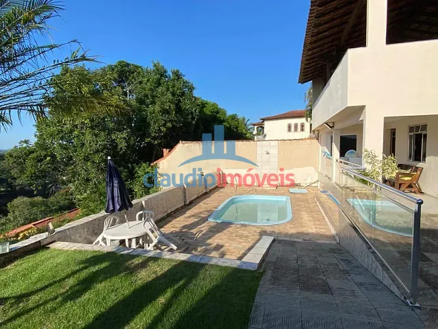 Casa 3 quartos e 3 banheiros, à venda ou para alugar, no bairro Moinho de Vento em Barra Mansa