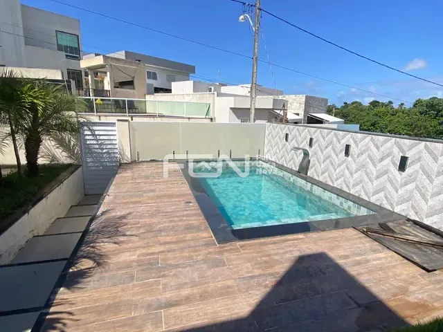Casa com 310m² 3 quartos e 4 banheiros, à venda, no bairro Caixa D'Água em Lauro de Freitas