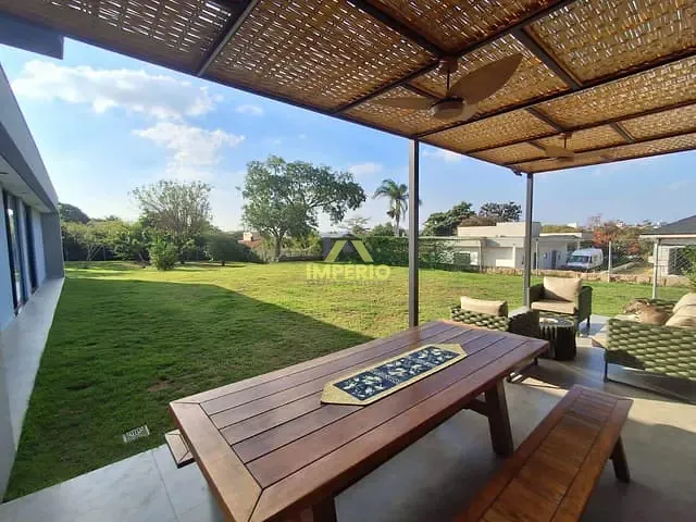 Casa com 250m² 3 quartos e 4 banheiros, à venda, no bairro Haras Paineiras em Salto