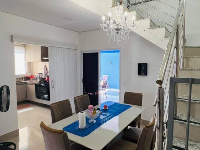 Casa com 255m² 3 quartos e 1 banheiro, à venda ou para alugar, no bairro Santa Cruz em Cuiabá