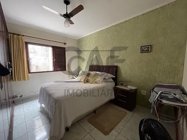 Casa com 250m² 3 quartos e 2 banheiros, à venda, no bairro Parque Residencial Groot em Holambra