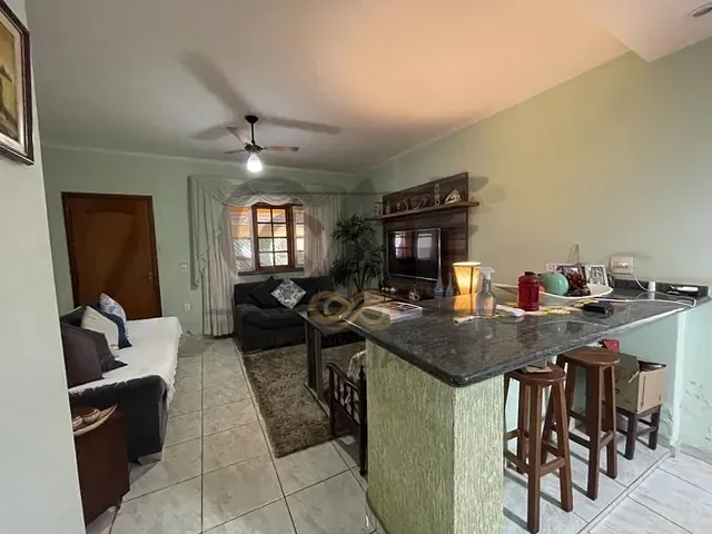 Casa com 250m² 3 quartos e 2 banheiros, à venda, no bairro Parque Residencial Groot em Holambra