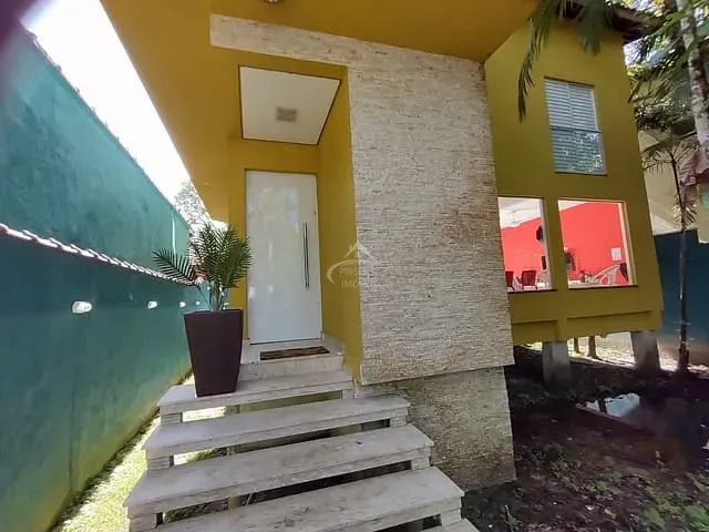 Casa com 360m² 3 quartos e 4 banheiros, à venda, no bairro Barra do Una em São Sebastião