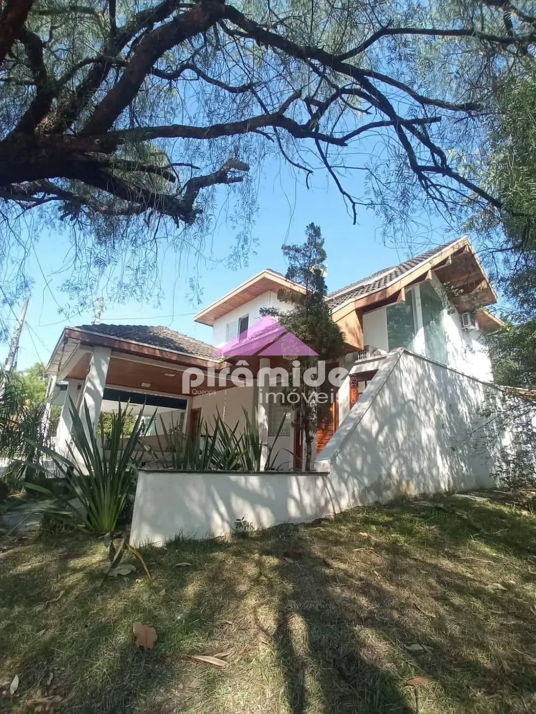 Casa, 3 quartos, 250 m² - Foto 1