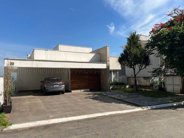 Casa com 475m² 3 quartos e 5 banheiros, à venda, no bairro Alphaville em Santana de Parnaíba