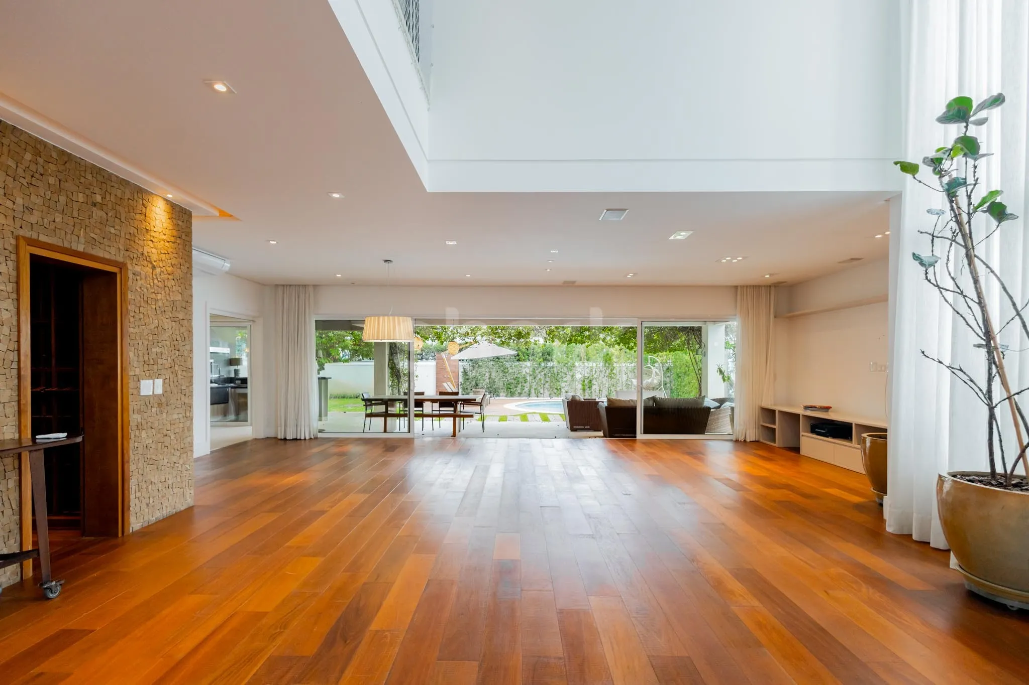 Casa em Tamboré — foto 4