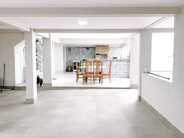 Casa com 360m² 4 quartos e 5 banheiros, à venda, no bairro Costa do Sol em Macaé