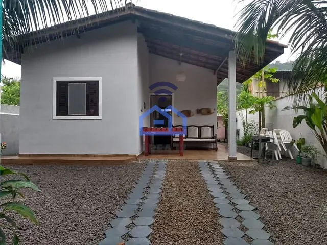 Casa 2 quartos e 3 banheiros, à venda, no bairro Jardim do Sol em Caraguatatuba
