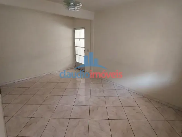 Casa 2 quartos e 2 banheiros, à venda ou para alugar, no bairro Loteamento Belo Horizonte em Barra Mansa
