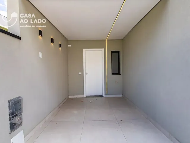 Casa 3 quartos e 2 banheiros, à venda, no bairro Santa Cândida em Curitiba