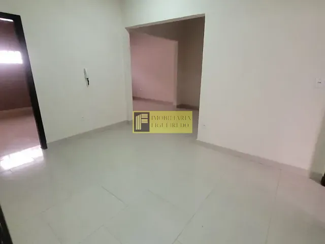 Casa com 100m², para alugar, no bairro Centro em São José do Rio Preto