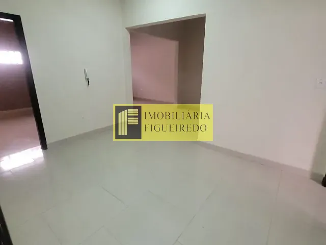 Casa com 100m², para alugar, no bairro Centro em São José do Rio Preto