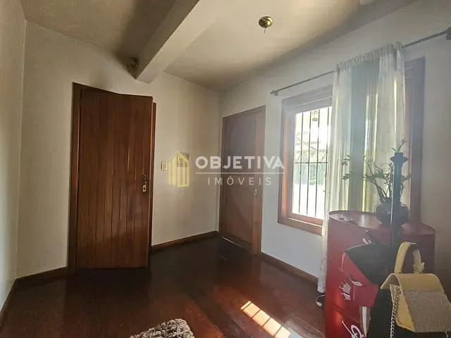 Casa com 297m² 3 quartos e 2 banheiros, à venda, no bairro Primavera em Novo Hamburgo