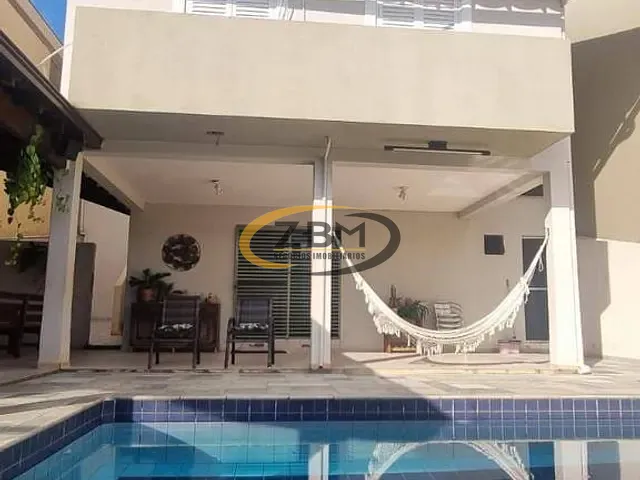 Casa com 390m² 3 quartos e 4 banheiros, à venda, no bairro Lago Parque em Londrina
