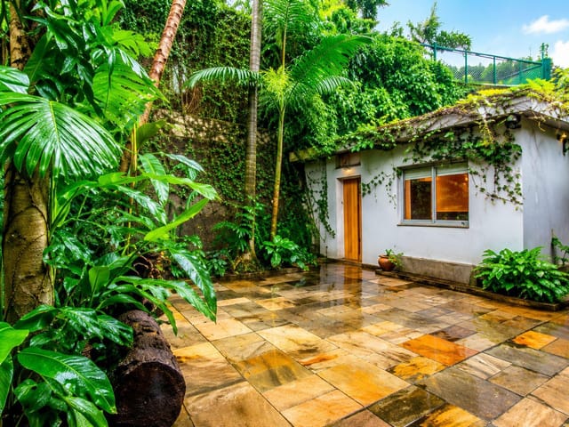 Casa com 450m² 5 quartos e 4 banheiros, à venda, no bairro Vila Madalena em São Paulo